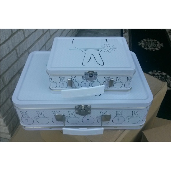 2pc White Bunny Print Metal Lunch Boxes rabbits design 1large 1small must see NW - Picture 4 of 16